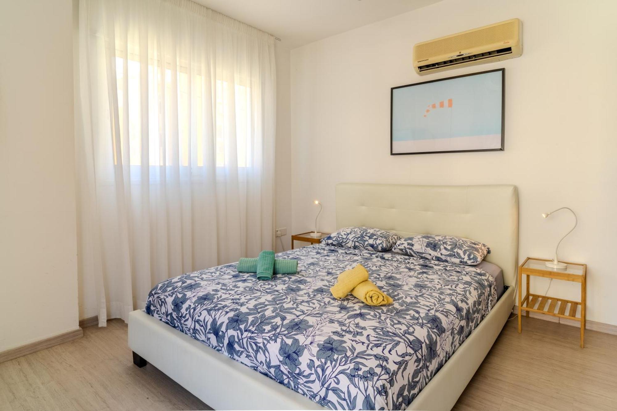 Helios Mackenzie One Bedroom Flat Ларнака Екстер'єр фото